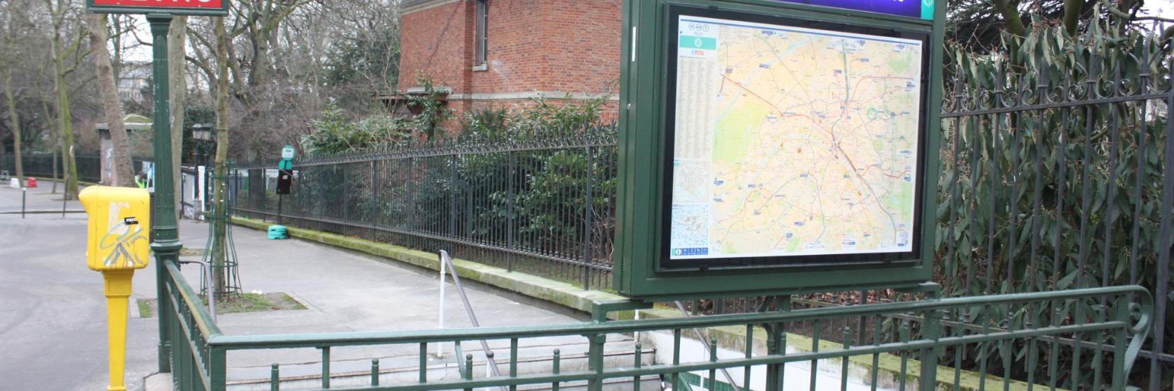 Buttes-Chaumont District